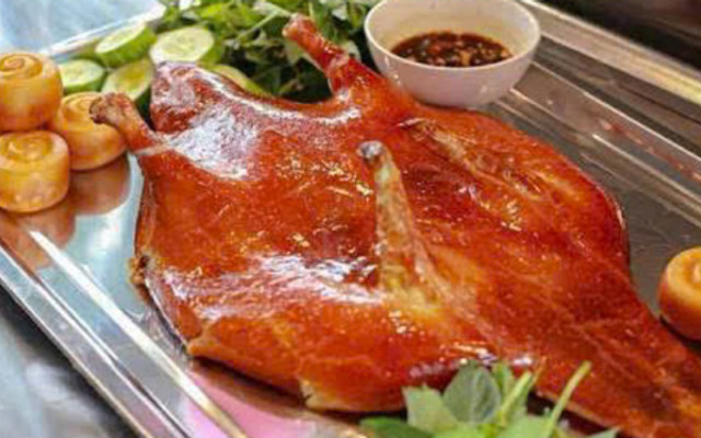 Vịt Quay Da Giòn Tư Hoàng