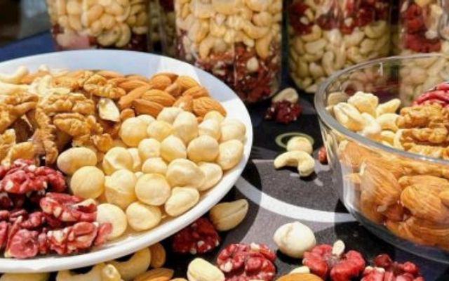 Henry - Ăn Vặt Healthy & Bánh Tráng Phơi Sương