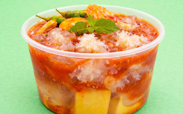 Bé Chuu - Trái Cây Sốt Thái, Chân Gà & Bánh Ép Huế - Ông Ích Khiêm