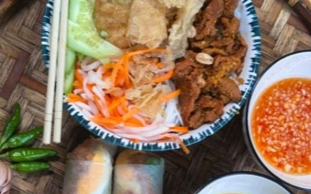 Quán Cô Sương - Bánh Cuốn Tây Sơn - Nguyễn Văn Nghi