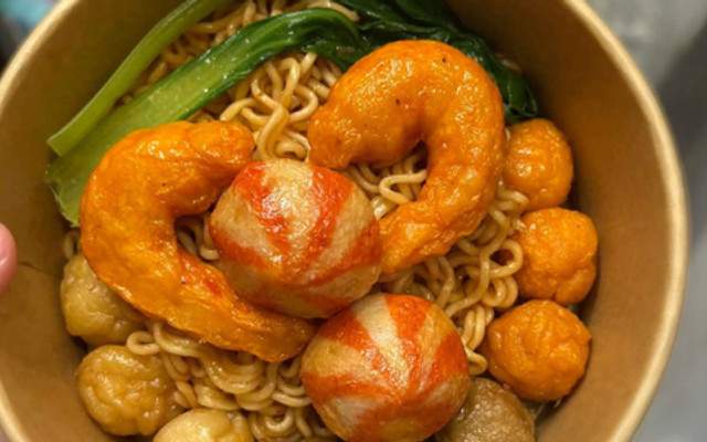 Tiệm Ăn Vặt Nhà Bà Năm - Rạch Cát