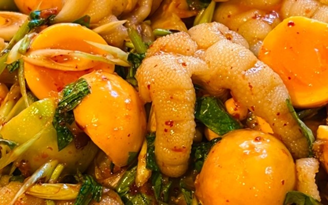 Bánh Crepe Sầu Riêng & Chân Gà Sốt Thái - Ăn Vặt Bảo Linh