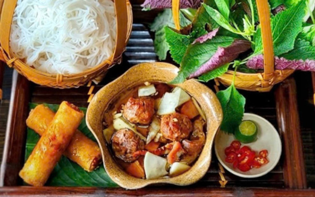Phở Gà & Bún Chả Hà Nội - Tiệm Tràng An