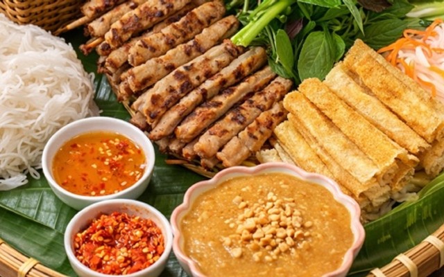 Nem Nướng Góc Nhà 2 - Đặc Sản Nha Trang