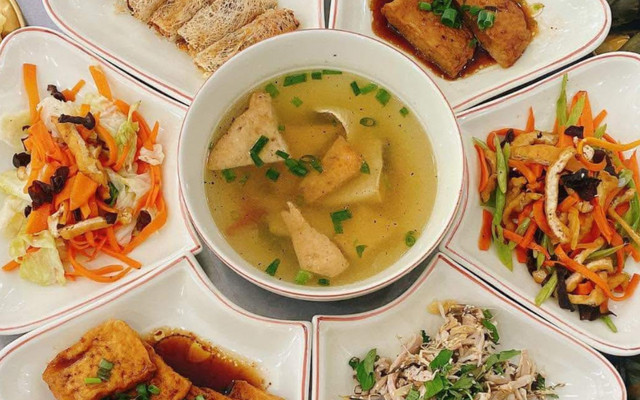 Quán Chay Hồng Nga - 3 Hàn Thuyên