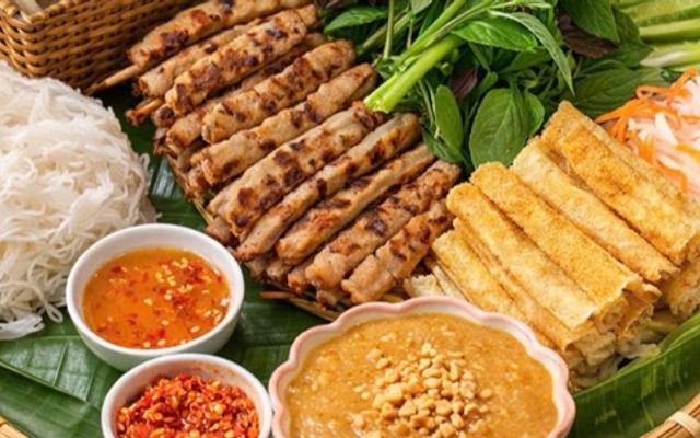 Nem Nướng Góc Nhà - Đặc Sản Nha Trang