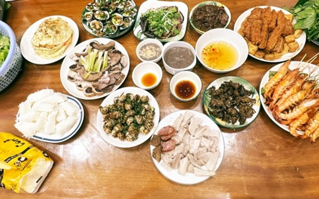 Ăn Vặt Nhà Gạo - Làng May Mắn