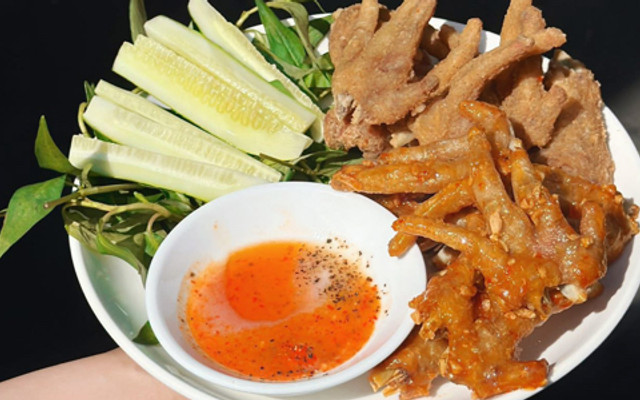 Chân Gà Quái Thú Linh Trung