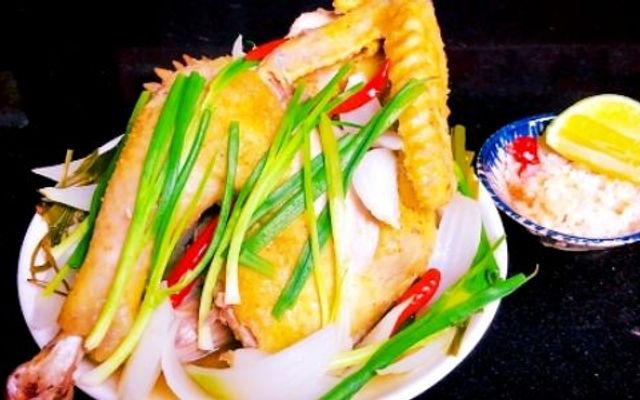 Gà Hấp Hành & Gà Hấp Muối Lá Chanh - Gấu Food