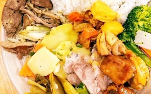 Quán Loan - Cơm Tự Chọn 3 Món 25k