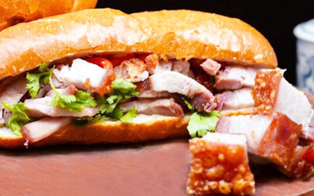 Bánh Mì Dung Mập - 555 Đường Kha Vạn cân