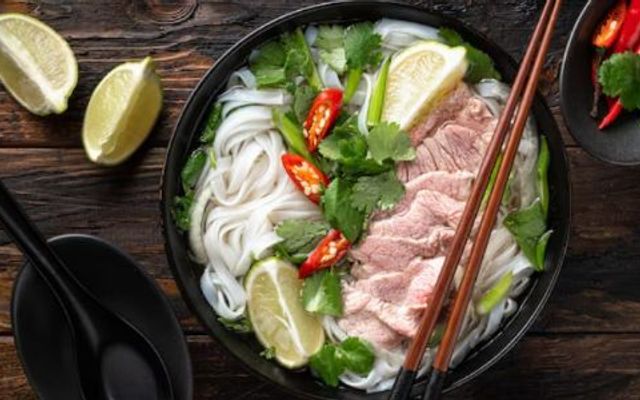 Phở Nhà - Nguyễn Văn Thương