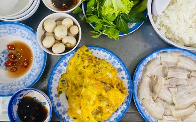 Quán Cơm Việt Nam - Lê Lợi