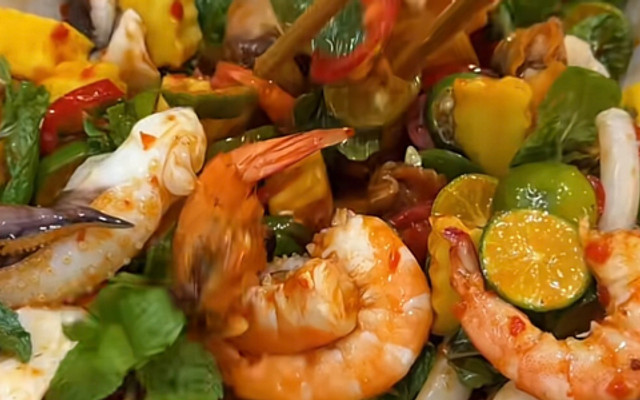 Hải Sản Cajun - Mì Cay & Chân Gà - Hoàng Mai