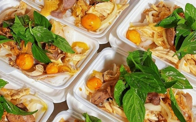 Bánh Ướt Lòng Gà Tiên Nguyên - 144 Bạch Đằng Quy Nhơn