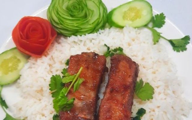 Cơm Hùng Đường 30/4 - Cơm Sườn Nướng Lu
