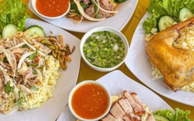 Cơm Gà Nam Chợ Mới - 47 Phạm Văn Nghị