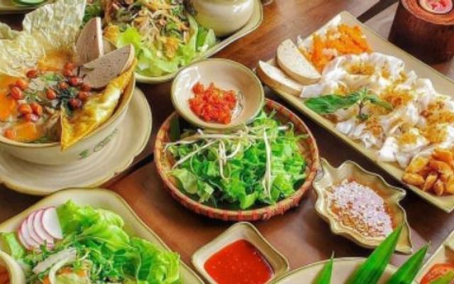 Lẩu Chay & Cơm Chay - 79 Hiền Vương