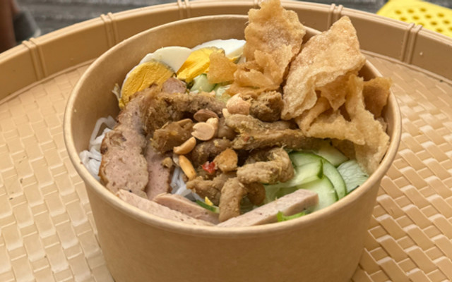 Bánh Cuốn Bình Định & Bún Khô - Cô Ba - Đường 48