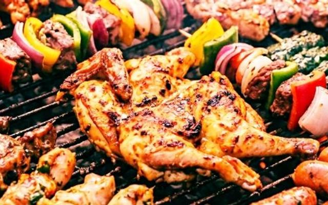 Bee Food - Cơm Tấm - Nguyễn Tiểu La