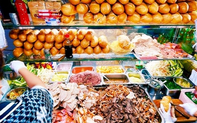 Bánh Mỳ Sài Gòn Kiên Béo - 98 Nguyễn Hoàng Tôn