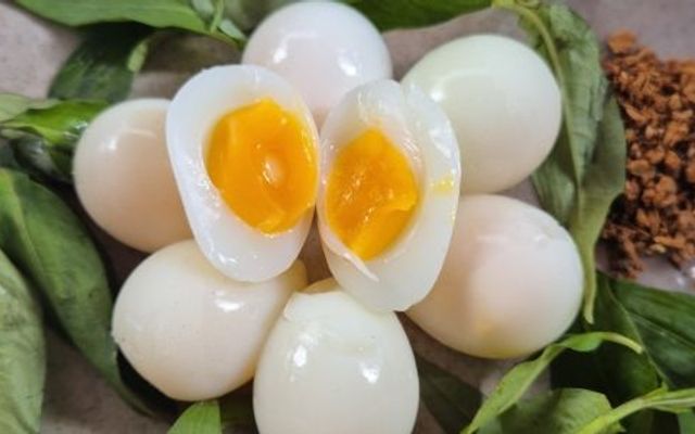 Ăn Vặt - Bánh Tráng Trứng Lòng Đào Thanh Thúy