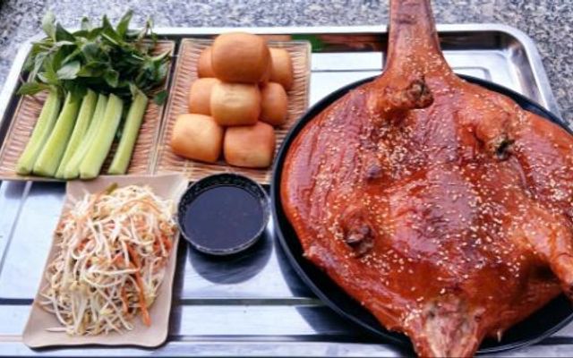 Hai Văn - Vịt Quay Tỳ Bà Da Giòn