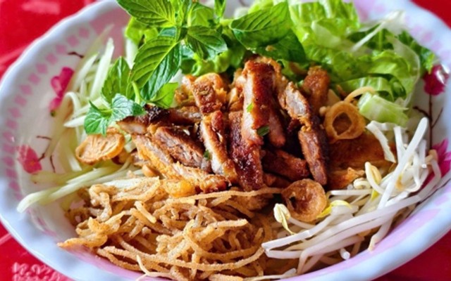Quán Phúc - Cơm Sườn & Bún Thịt Nướng