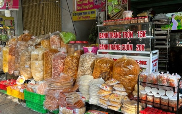Bánh Mì Bơ Trứng Siêu Chả Trang Lê, Xôi Mặn Thập Cẩm - Nguyễn Khuyến