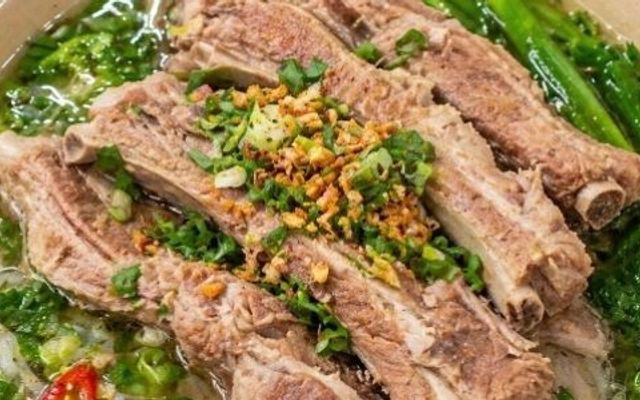 HỦ TIẾU LẨU XÍ QUÁCH