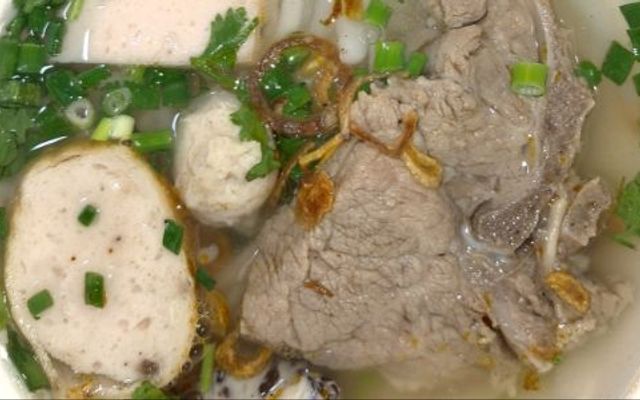 ViVi Quán - Bánh Canh & Bún Mọc Chả Sườn- Thép Mới