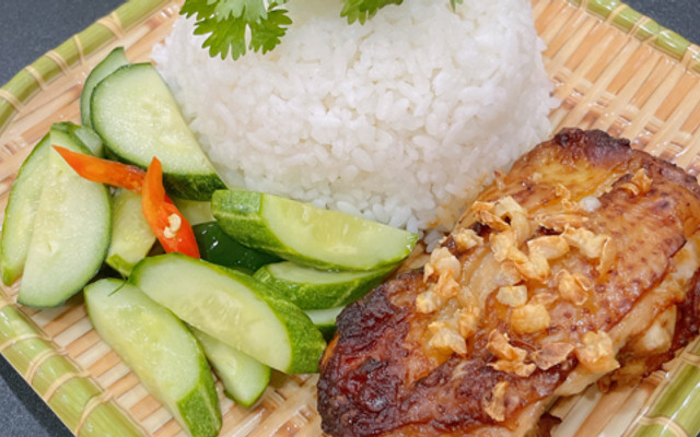 Cơm Gà Chiên Mắm - Bếp Thị Ku’n
