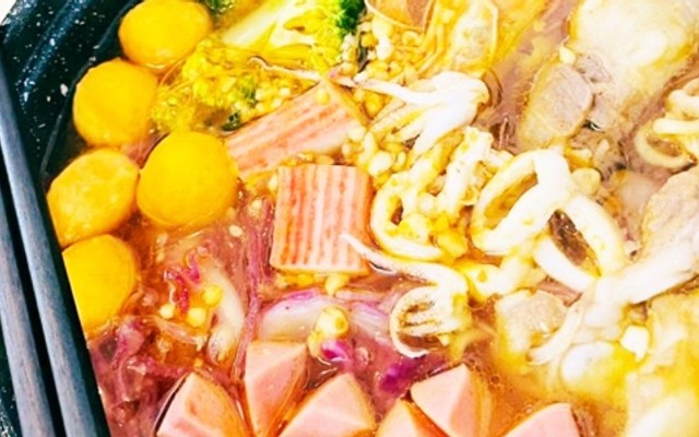 Tiệm Ăn Vặt Nhà Bống