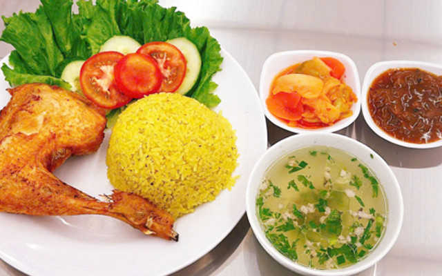 Quán Cơm - 118 Cù Chính Lan