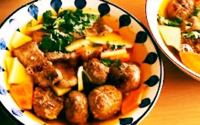 Bún Chả Hà Nội Gia Truyền - 44 Đường Vành Đai Đại Học Quốc Gia