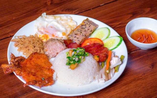 Cơm Tấm Quyền - Hoàng Văn Thụ
