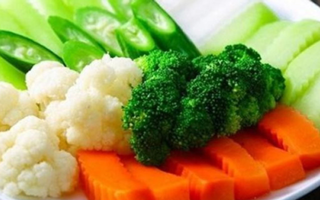 Cơm Trưa, Mì Xào & Sữa Hạt - 221 Trần Phú