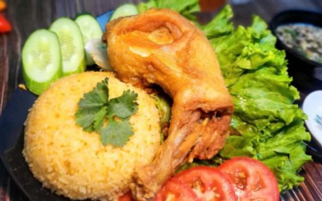 TIỆM GÀ SÚN KA - Cơm Gà & Mì Gà - LÊ BÌNH