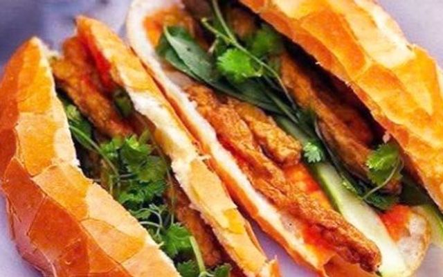 Bánh Mì Chả Cá BiBi - Phan Đình Phùng