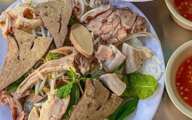 House Coffee & Tea - Đường Xóm Hạ