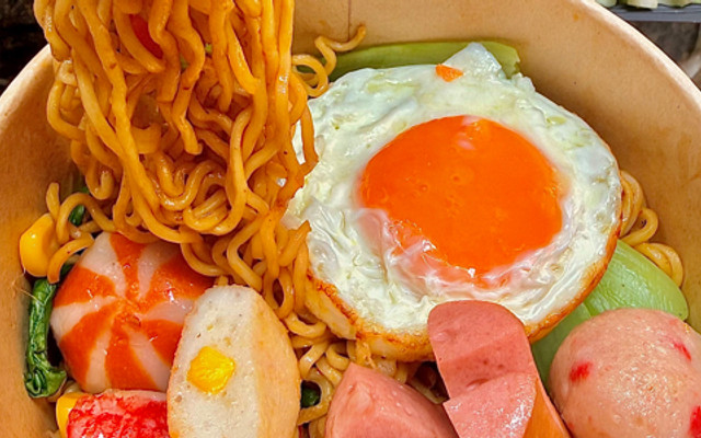 Tiệm Trà & Ăn Vặt Bé Em - Nguyễn Công Trứ