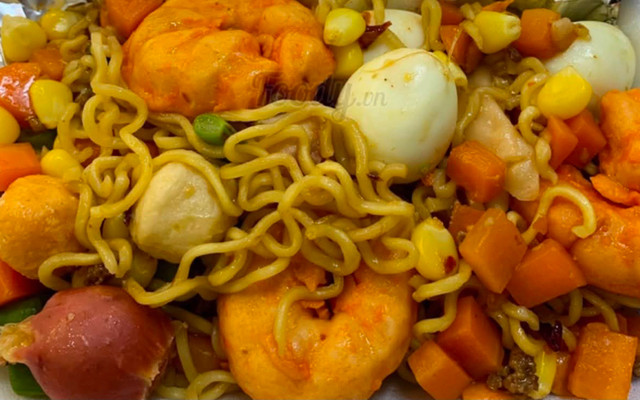 Tiệm Nhà Én - Mì Trộn Indomie & Nước Ép