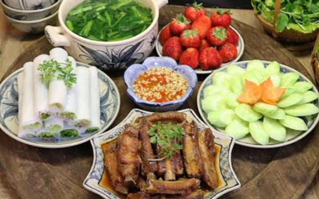 Cơm LyLy - Cơm - 108 Mai Hắc Đế