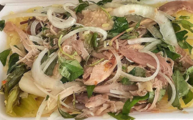 Cơm Gà Xé 92 - Ngay Cầu Trường Thọ