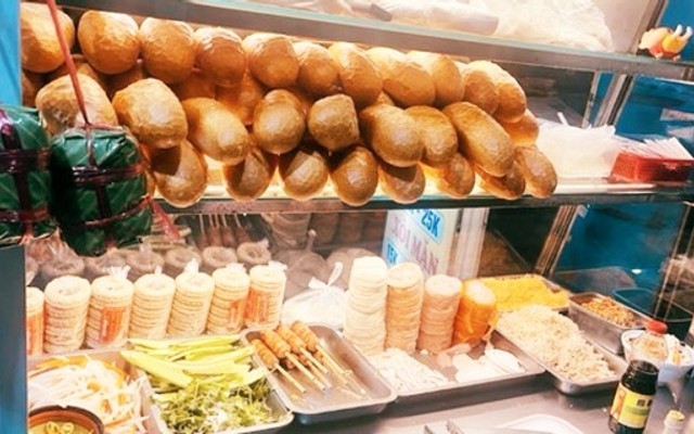 Bánh Mì & Xôi Mặn Hà Nội Giang Sơn - Đồng Khởi
