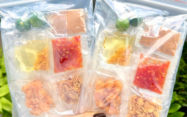 RillFood - Bánh Tráng - 95 Phan Huy Ích