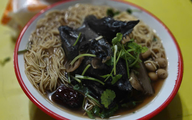 Tám Hiền Quán - Bún Thịt Xào & Gà Ác Tiềm Thuốc Bắc