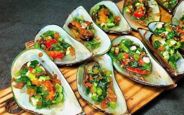 Quán Hải Sản Ốc - Đinh Tiên Hoàng