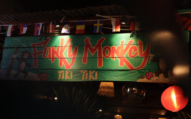 Funky Monkey - 25 Nguyễn Đình Chiểu