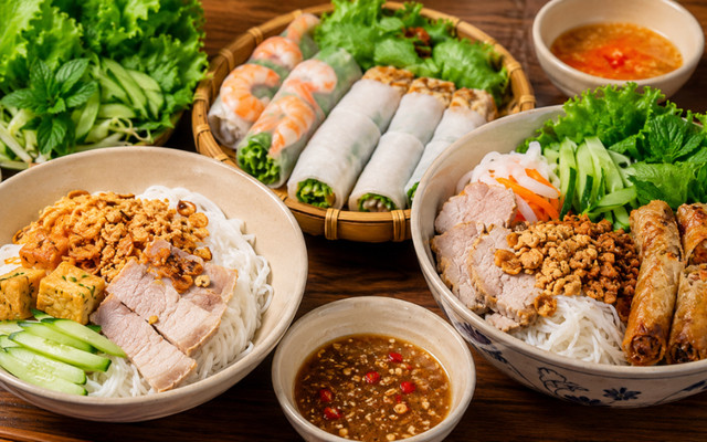 Cuốn Cuốn - Bún Nước Tương